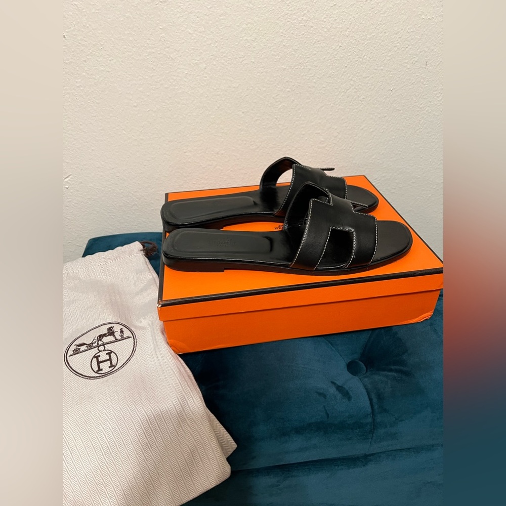 Hermes Oran Sandal Women's shoes Size 8.5